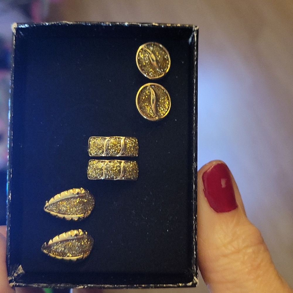 3pair beautiful diamond dust earrings